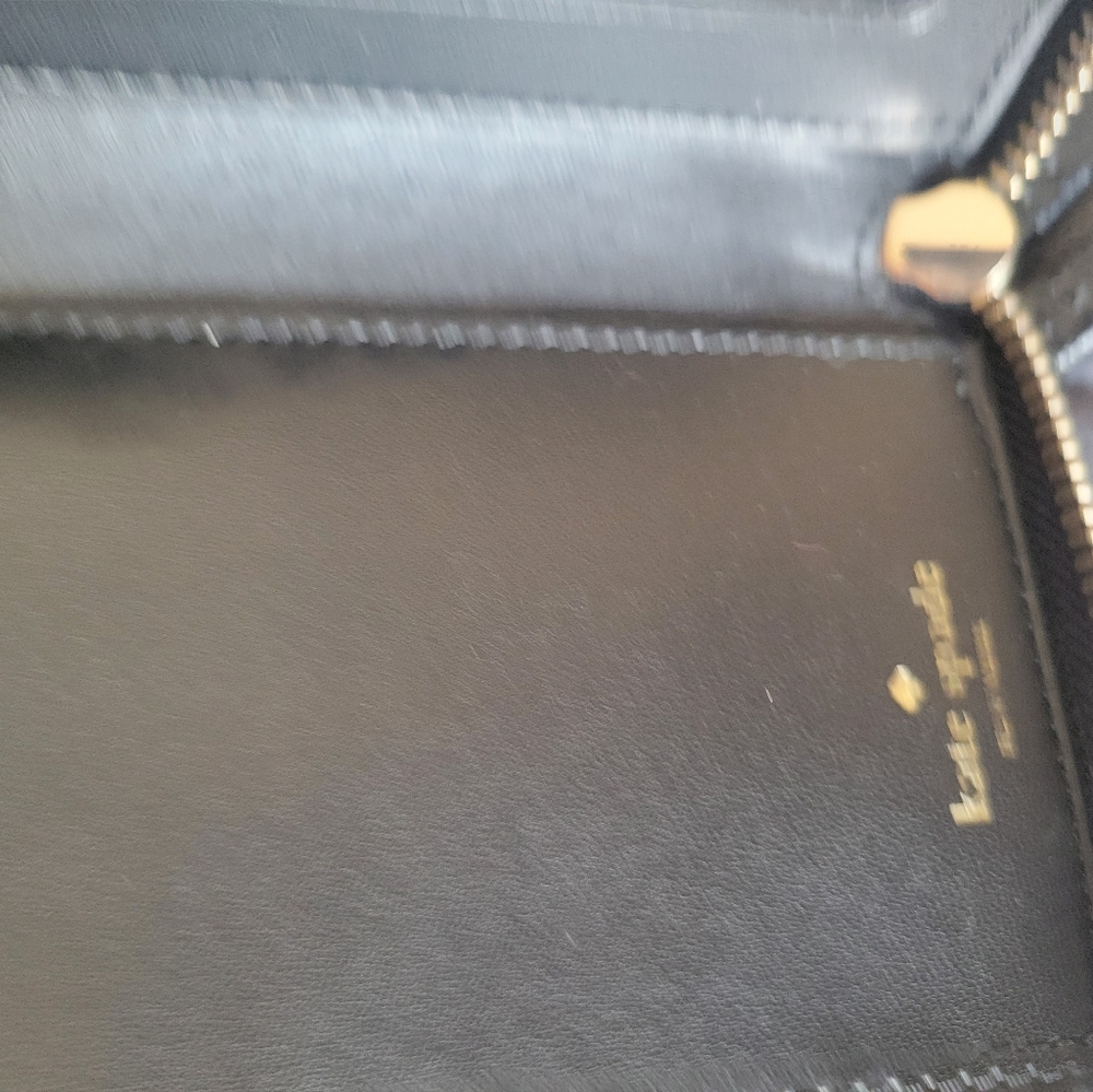 Large Kate Spade Wallet - Picture 2 of 5